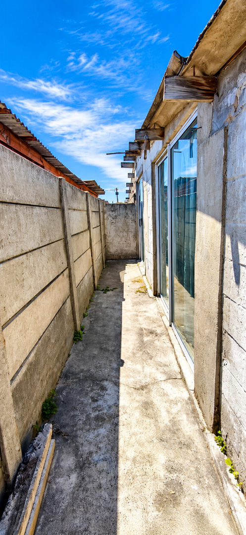 2 Bedroom Property for Sale in New Macassar Western Cape